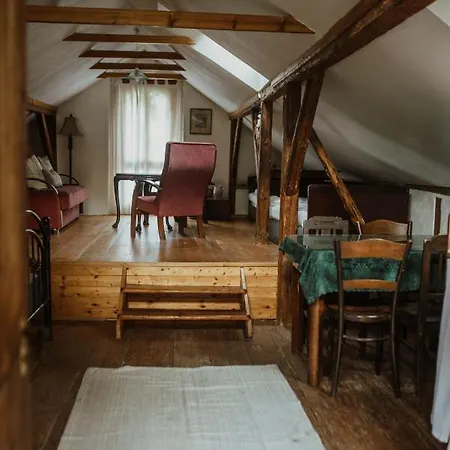 Statek Veberovi Apartment Semily